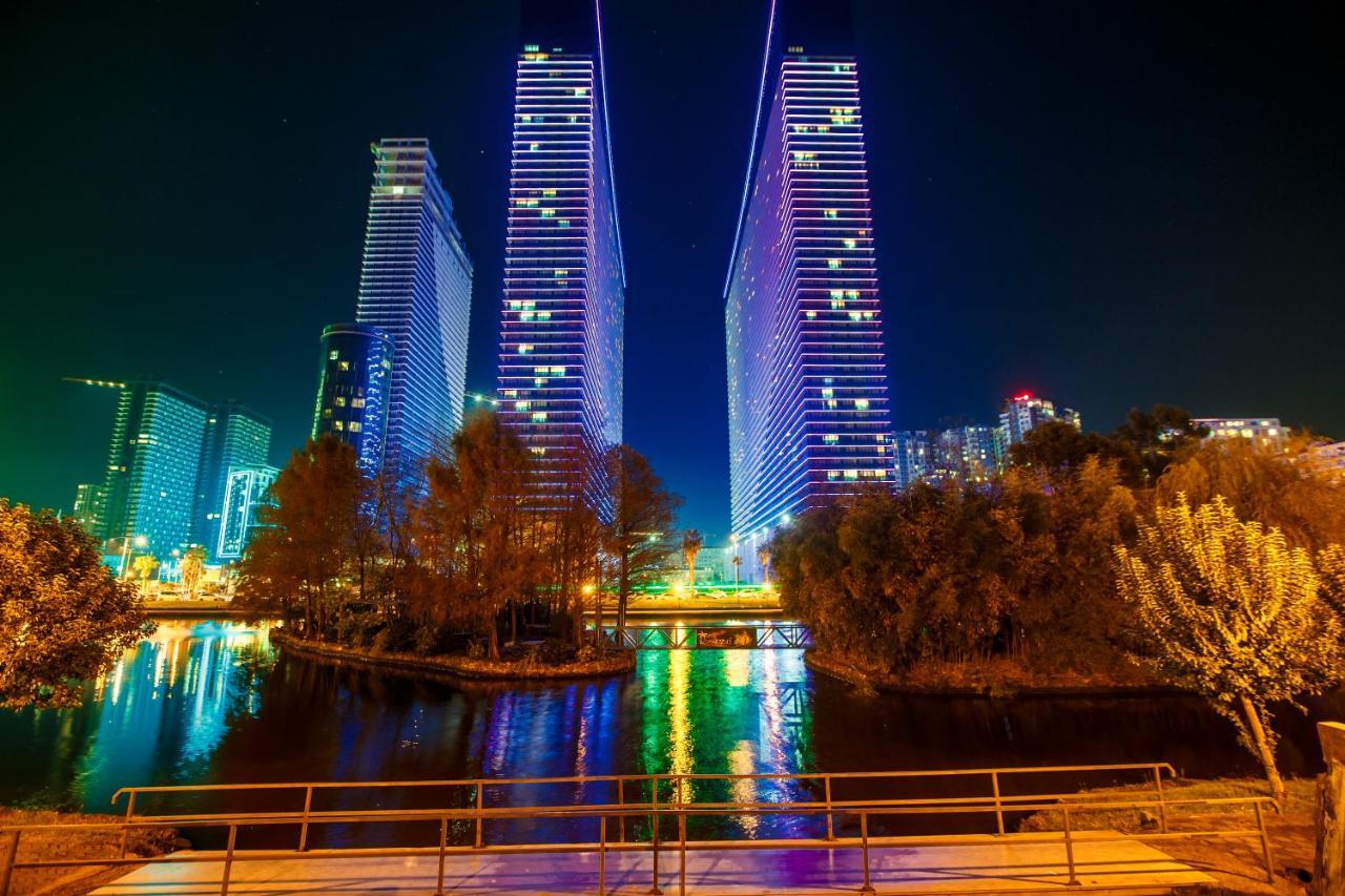 باتومي Orbi City Luxury Suite المظهر الخارجي الصورة